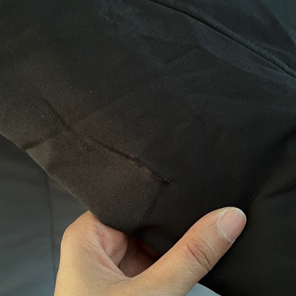 Uniqlo Hybrid Down Coat in Black - Picture 5 of 9